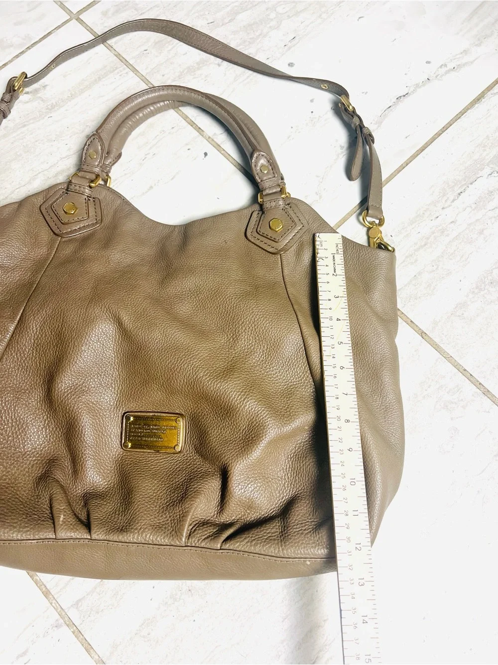 Marc by Marc Jacobs Classic Q Hillier Hobo Leather Shoulder Bag Taupe Brown